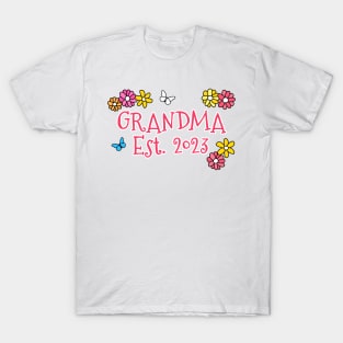 Grandma Est 2023 Mother's Day Mothering Sunday T-Shirt